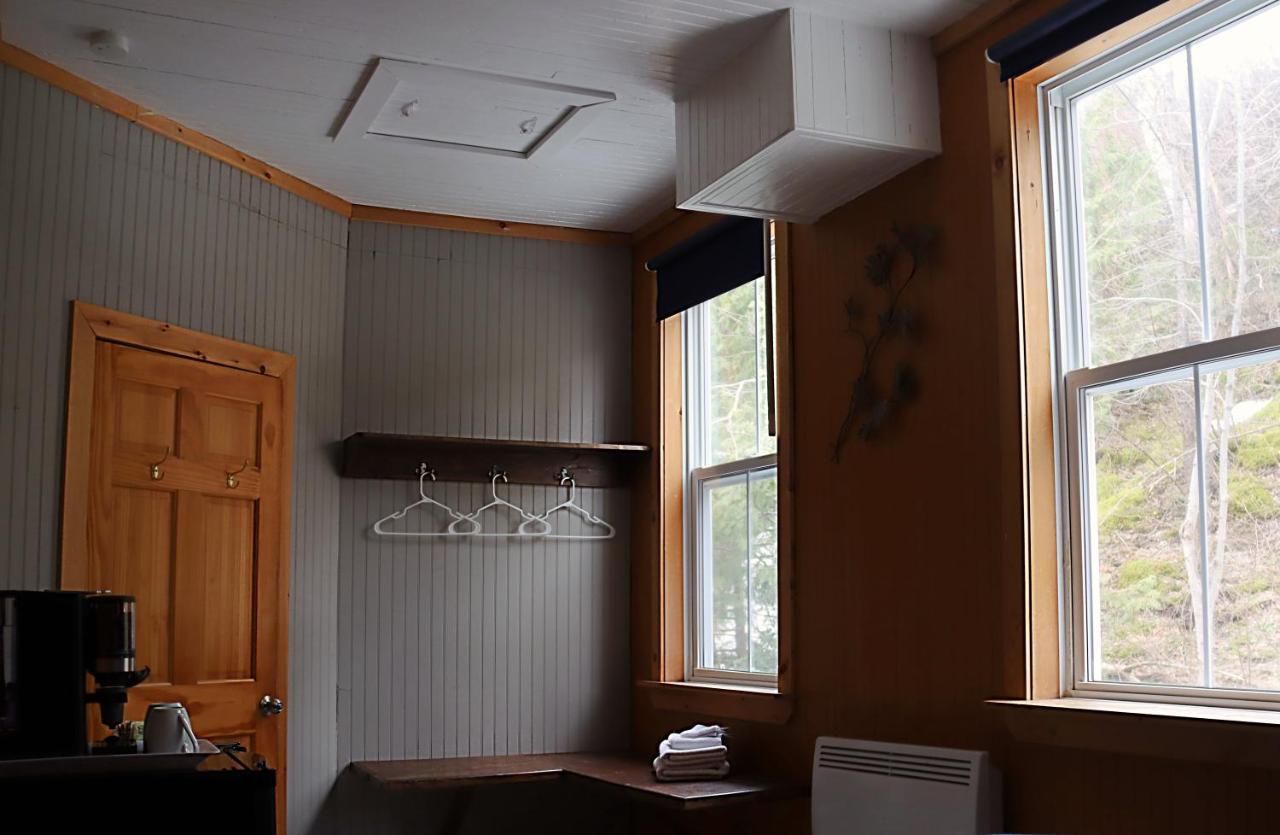 Chez Casimir Hotel Matapedia Luaran gambar
